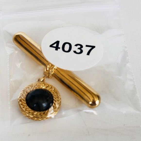 Vintage Monet Bar Dangle Brooch Gold And Black Cabochon Medallion 2” Signed - Picture 9 of 9